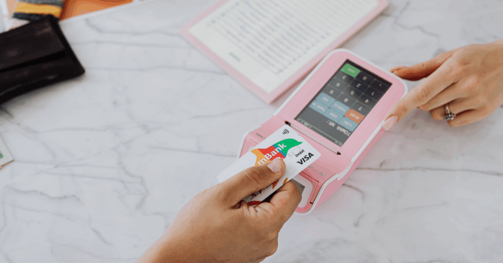 How a Contactless Gratuity System Is Revolutionizing Hospitality